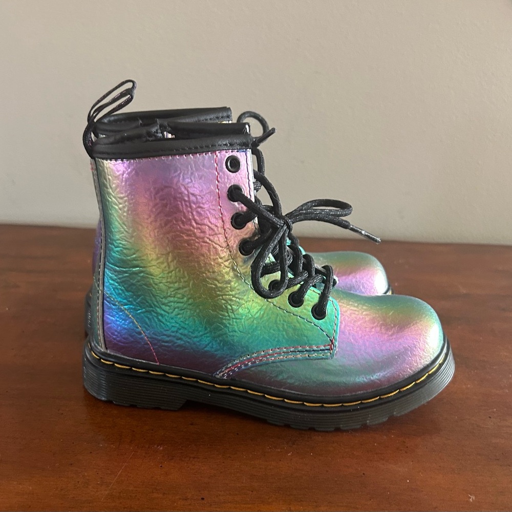 Dr. Marten’s Iridescent Kids Boots - Picture 6 of 8